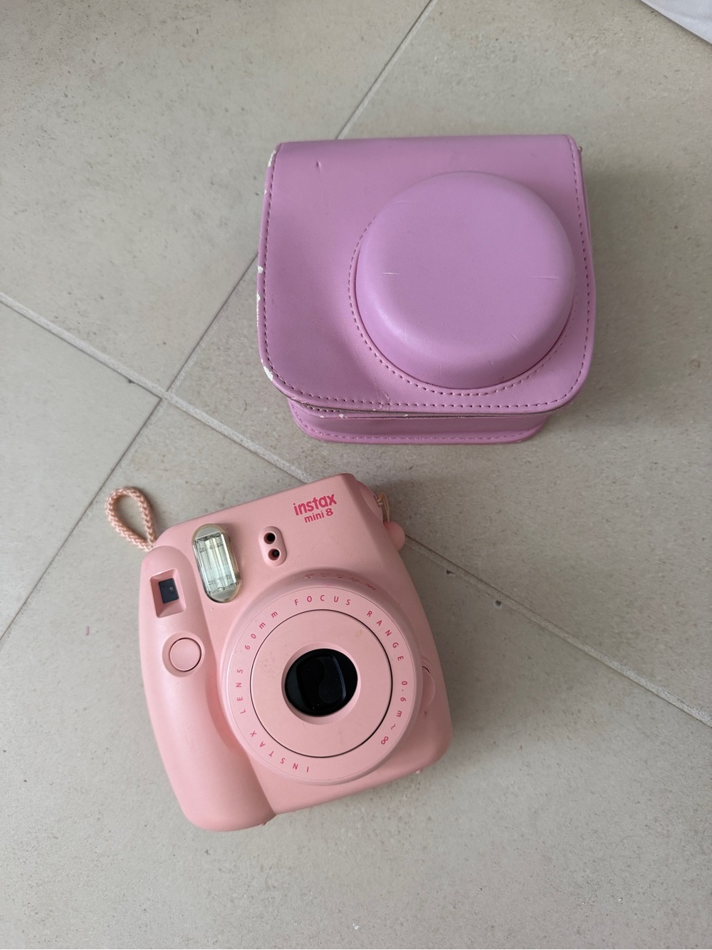 Fujifilm instax mini 8 Camera and Matching Pink Case
